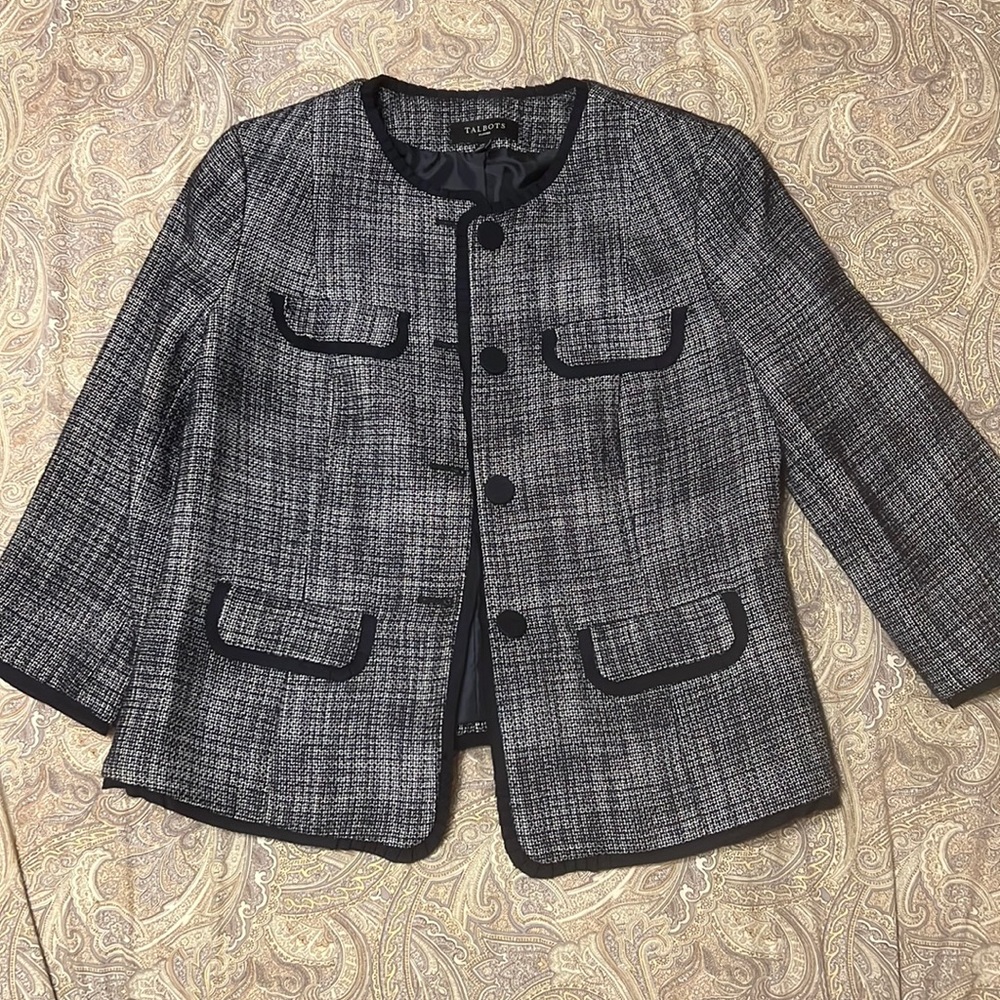 Ladies’ 12P Talbot’s blazer with ribbon trim